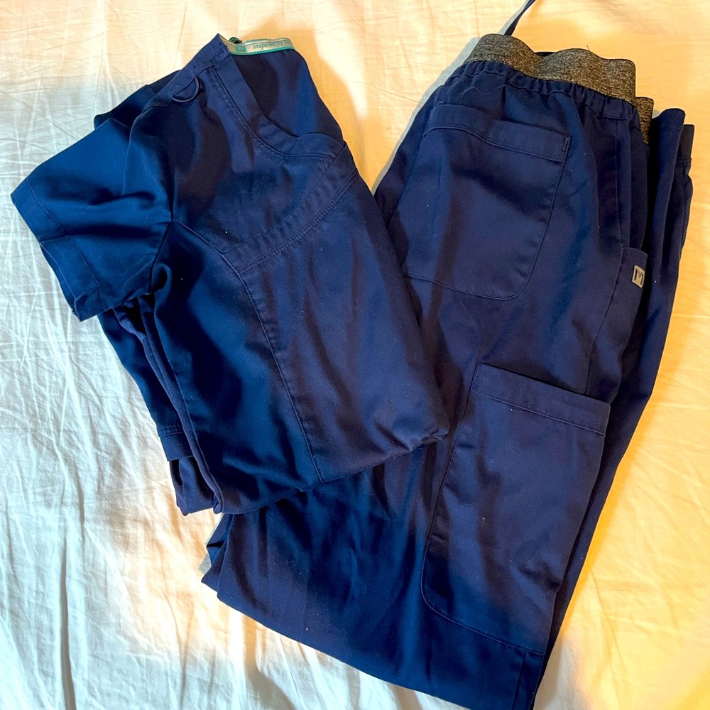 Navy scrub set